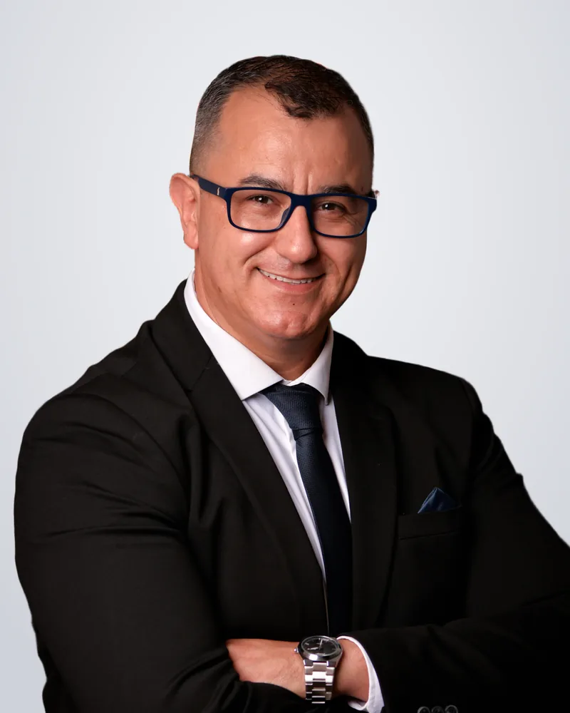 Dr. Max Vieira, Direito Empresarial